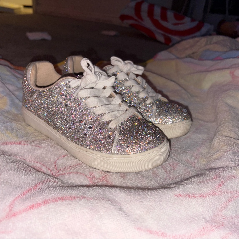 Betsey Johnson Glittering Silver Kids Sneakers with White Laces - Picture 7 of 7
